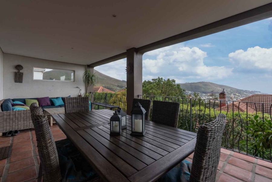4 Bedroom Property for Sale in Oranjezicht Western Cape